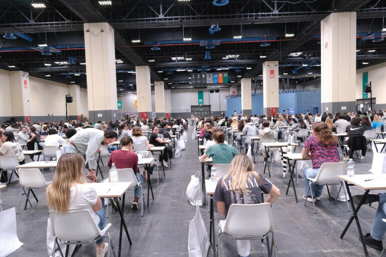 Rivoluzione in Medicina: Addio Test, Benvenuto Semestre Prova!