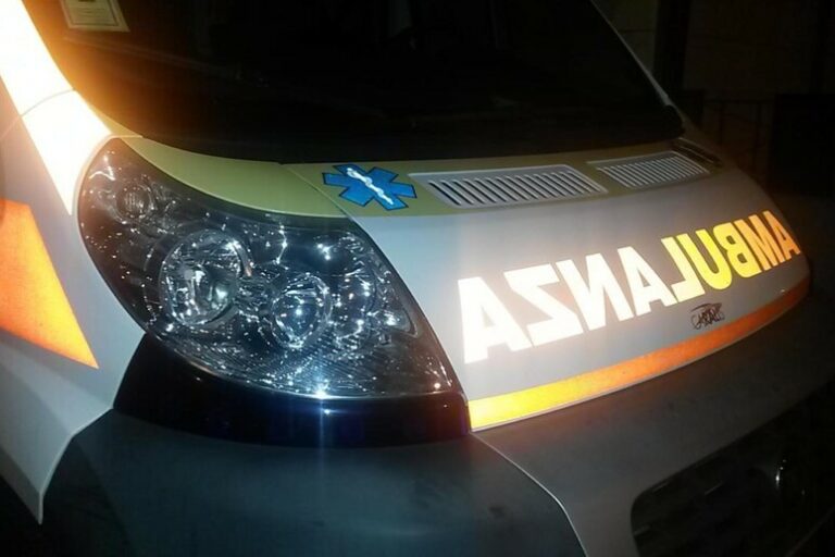 Tragedia Notturna: Vigilante Perde la Vita Schiacciato da un Cancello nel Cagliaritano