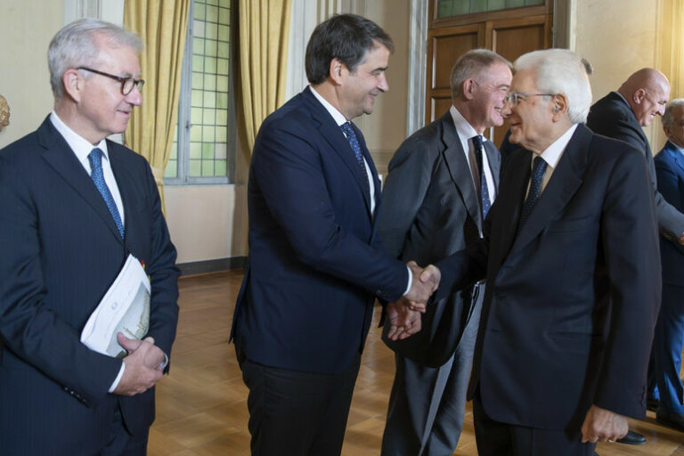 Il Colle Manda un Segnale: Raffaele Fitto, una Scelta di Campo per l'Italia