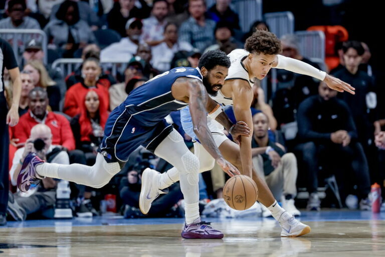 Dallas Mavs: Una Rimonta Epica per un Posto nei Quarti