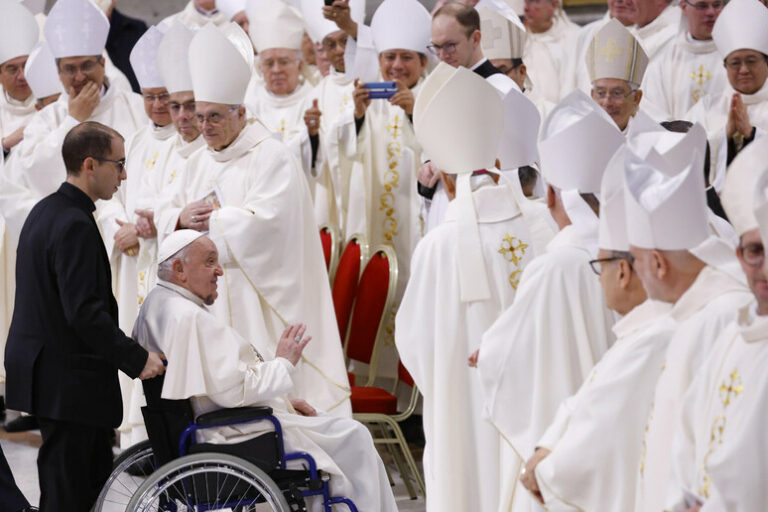 Le Parole del Papa: "La Donna, Cuore della Salvezza e della Chiesa"