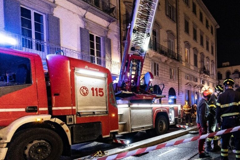 Tragedia a Bresso: Incendio Devasta Appartamento, Un Morte e Feriti