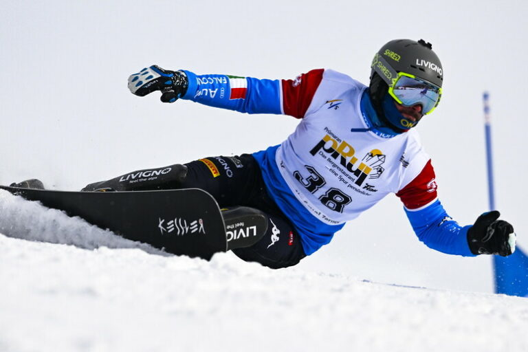 Trionfo Italiano sulle Nevi di Mylin: Bormolini e Messner Dominano lo Slalom