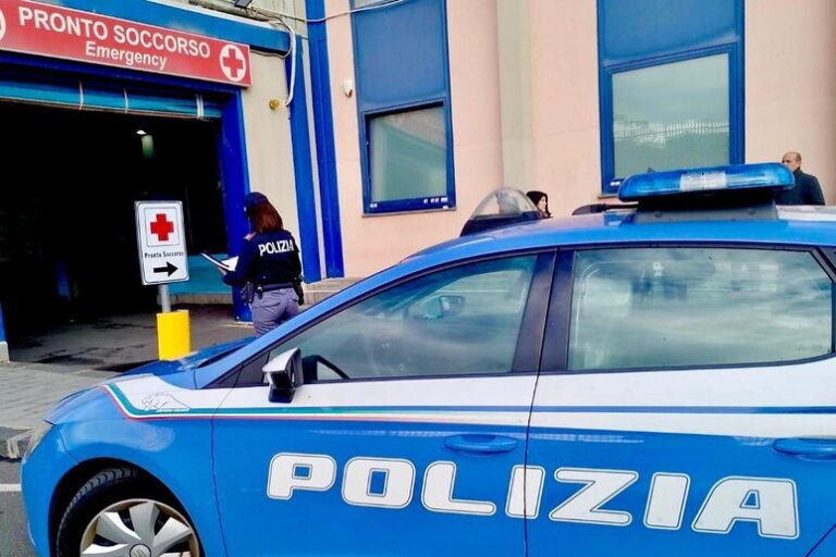 Caos al Pronto Soccorso: Infermiere Eroe Blocca Aggressione Violenta