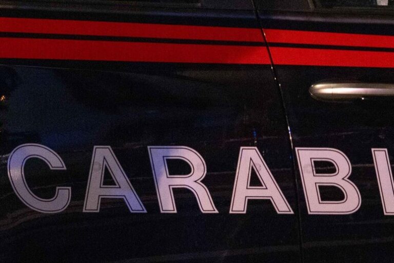 Notte di Terrore a Torino: Scontro Violento Termina con un Fendente