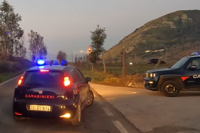 Un Colpo Sbagliato: Incidente Durante la Caccia alla Volpe a Capua