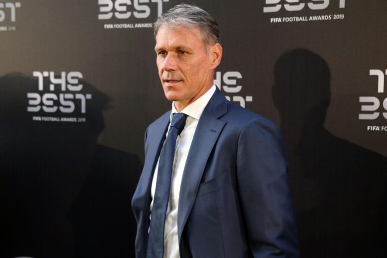 L'Eterno Ritorno di Van Basten: Un Nuovo Intervento per la Leggenda del Calcio