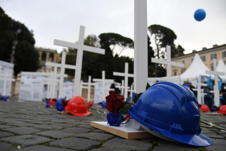 Tragedia sul Lavoro: Incidente Mortale in Fabbrica di Cosmetici a Ono San Pietro